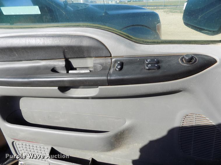 image for item FG9414 2007 Ford F250 Super Duty XL SuperCab pickup truck