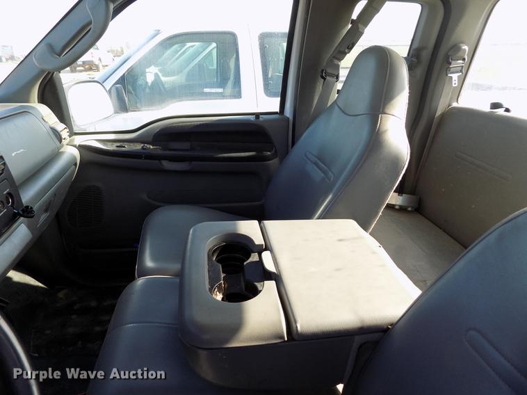 image for item FG9414 2007 Ford F250 Super Duty XL SuperCab pickup truck