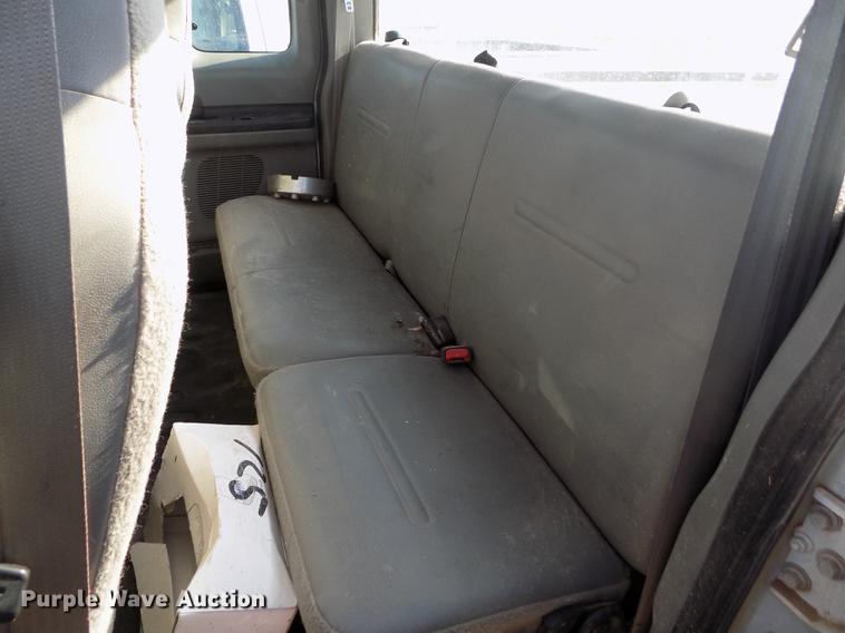 image for item FG9414 2007 Ford F250 Super Duty XL SuperCab pickup truck