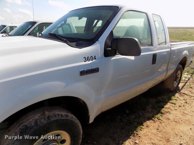 image for item FG9414 2007 Ford F250 Super Duty XL SuperCab pickup truck