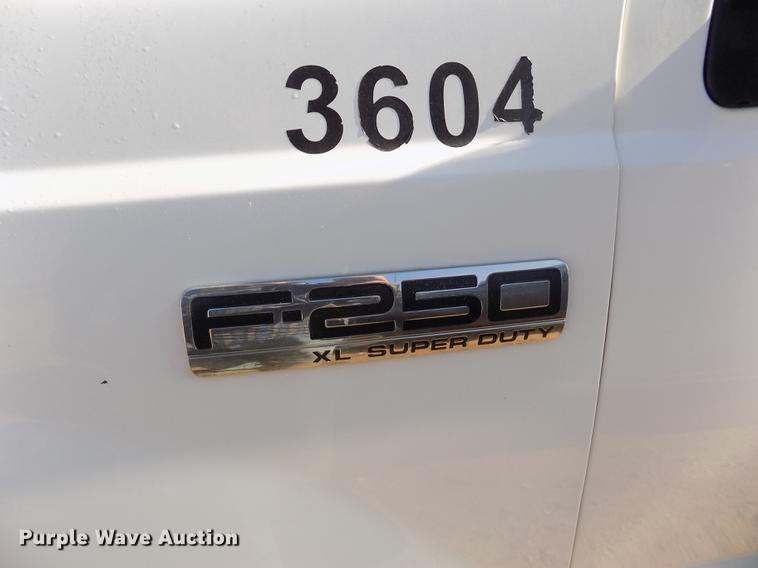 image for item FG9414 2007 Ford F250 Super Duty XL SuperCab pickup truck
