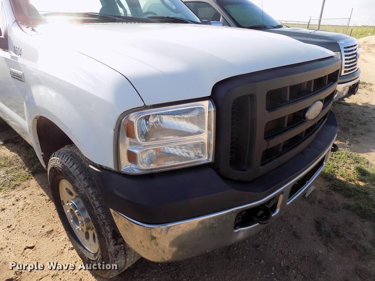 image for item FG9414 2007 Ford F250 Super Duty XL SuperCab pickup truck