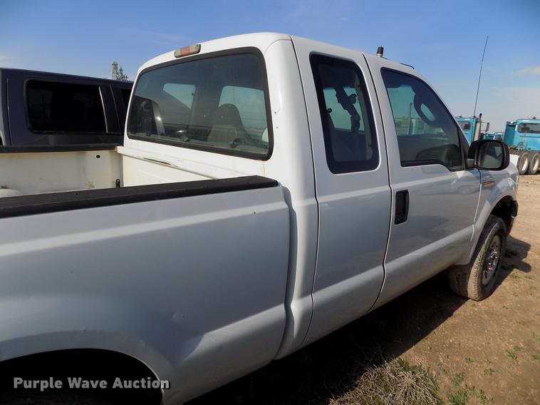 image for item FG9414 2007 Ford F250 Super Duty XL SuperCab pickup truck