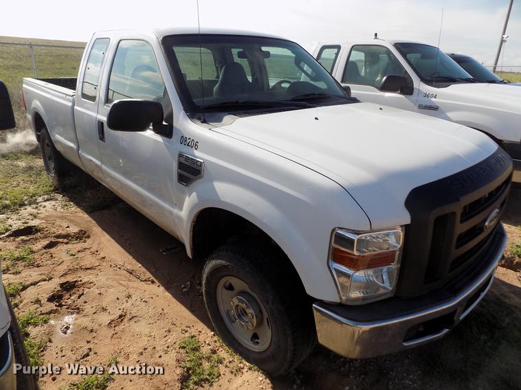 image for item FG9415 2008 Ford F250 Super Duty XL SuperCab pickup truck