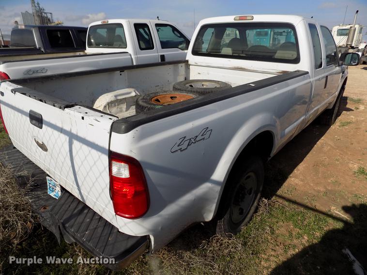 image for item FG9415 2008 Ford F250 Super Duty XL SuperCab pickup truck