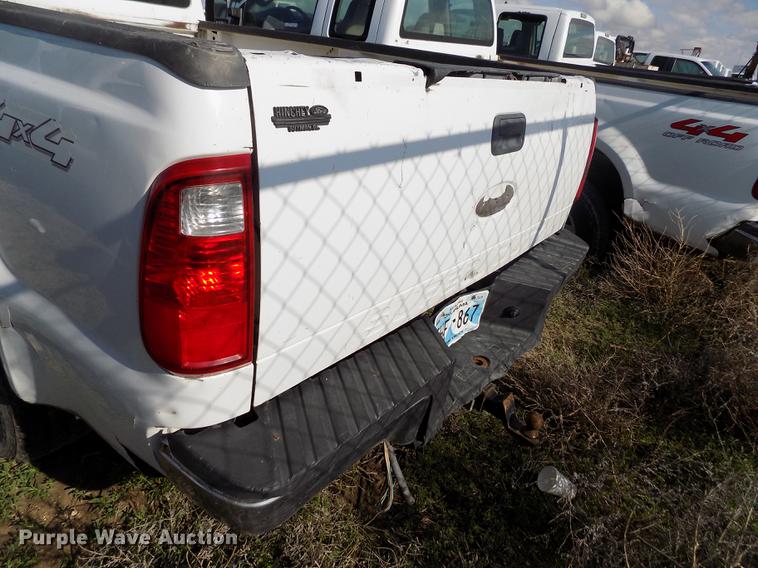 image for item FG9415 2008 Ford F250 Super Duty XL SuperCab pickup truck