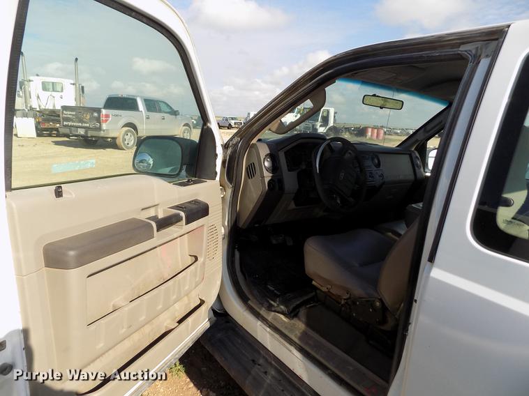 image for item FG9415 2008 Ford F250 Super Duty XL SuperCab pickup truck