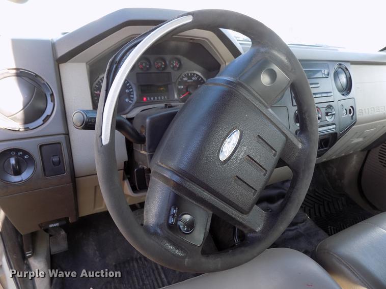 image for item FG9415 2008 Ford F250 Super Duty XL SuperCab pickup truck