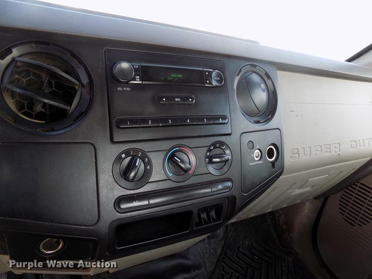 image for item FG9415 2008 Ford F250 Super Duty XL SuperCab pickup truck