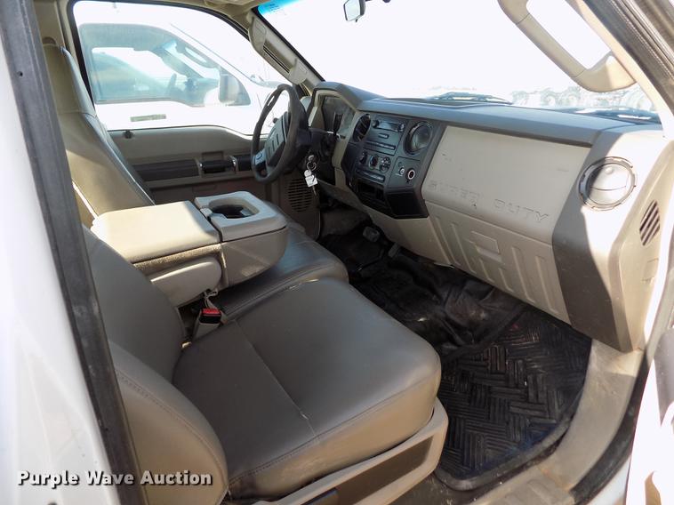 image for item FG9415 2008 Ford F250 Super Duty XL SuperCab pickup truck