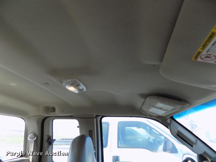 image for item FG9415 2008 Ford F250 Super Duty XL SuperCab pickup truck