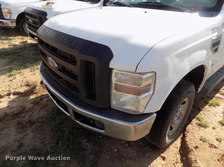 image for item FG9415 2008 Ford F250 Super Duty XL SuperCab pickup truck