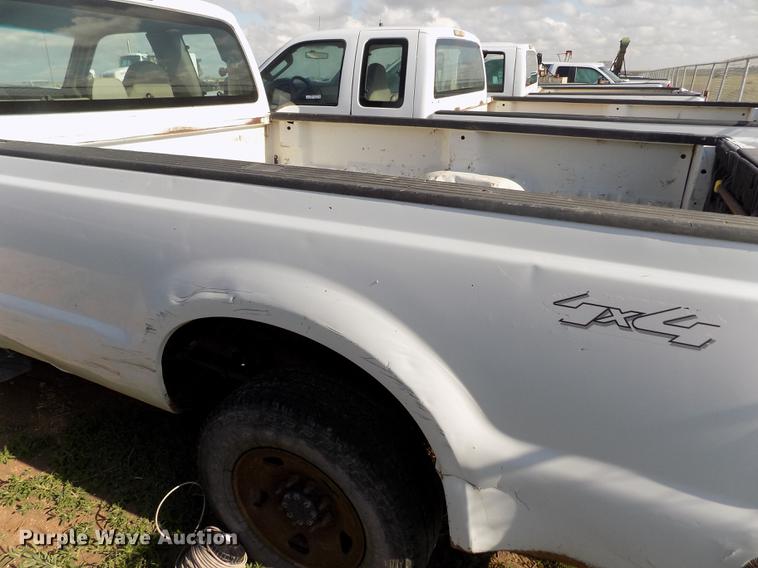 image for item FG9415 2008 Ford F250 Super Duty XL SuperCab pickup truck