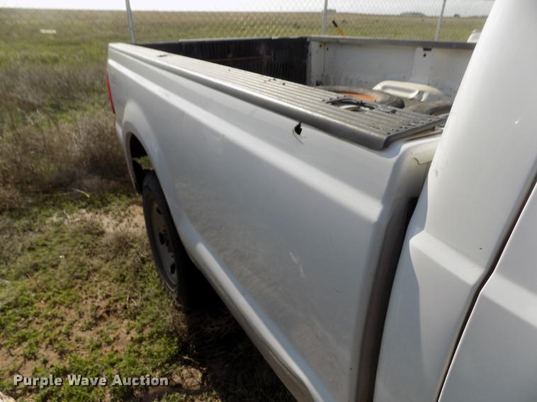 image for item FG9415 2008 Ford F250 Super Duty XL SuperCab pickup truck