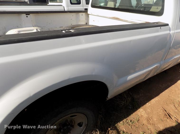 image for item FG9415 2008 Ford F250 Super Duty XL SuperCab pickup truck
