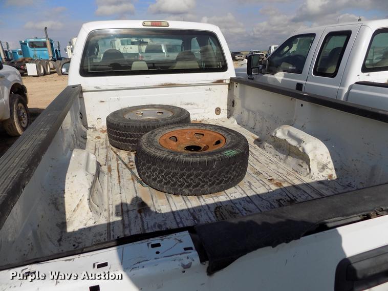 image for item FG9415 2008 Ford F250 Super Duty XL SuperCab pickup truck