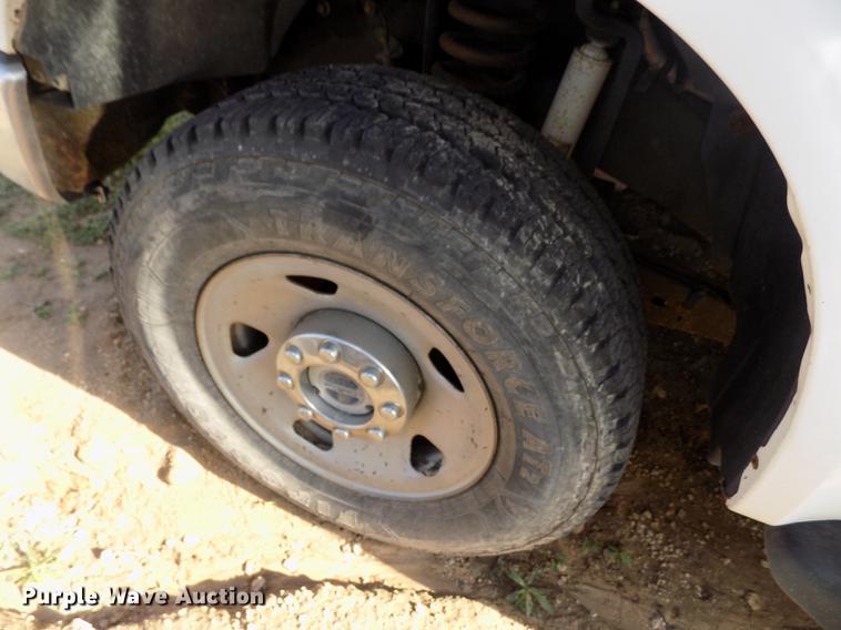 image for item FG9415 2008 Ford F250 Super Duty XL SuperCab pickup truck