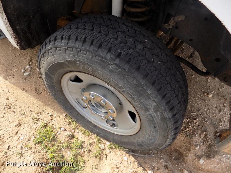 image for item FG9415 2008 Ford F250 Super Duty XL SuperCab pickup truck