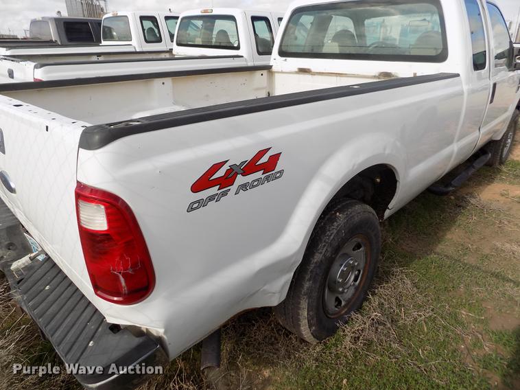 image for item FG9416 2008 Ford F250 Super Duty XL SuperCab pickup truck