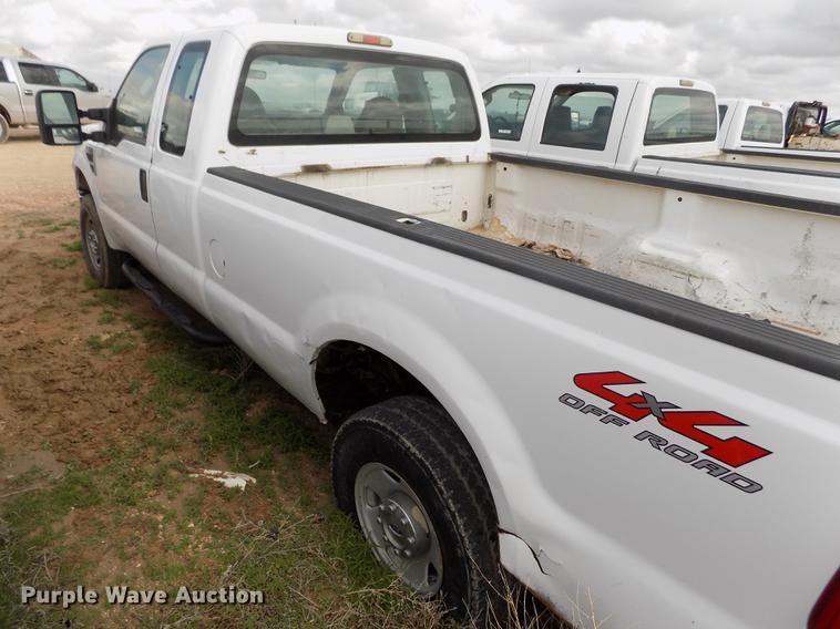 image for item FG9416 2008 Ford F250 Super Duty XL SuperCab pickup truck
