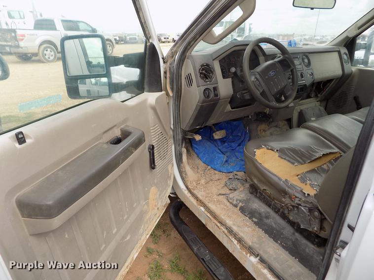 image for item FG9416 2008 Ford F250 Super Duty XL SuperCab pickup truck