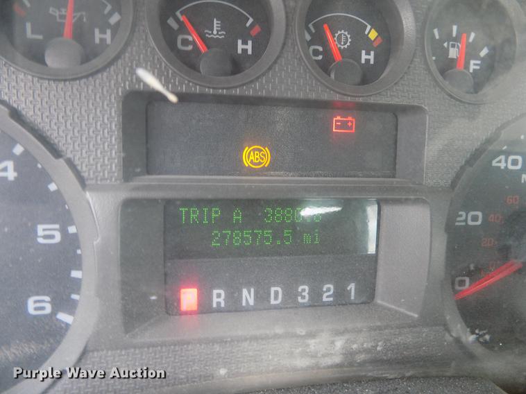 image for item FG9416 2008 Ford F250 Super Duty XL SuperCab pickup truck