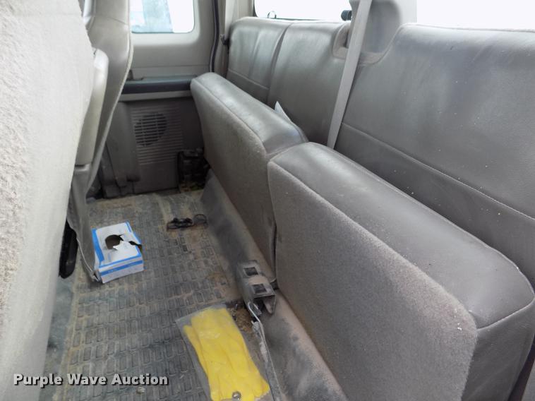 image for item FG9416 2008 Ford F250 Super Duty XL SuperCab pickup truck