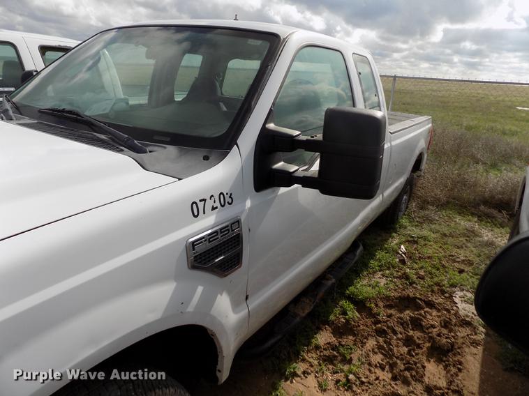 image for item FG9416 2008 Ford F250 Super Duty XL SuperCab pickup truck