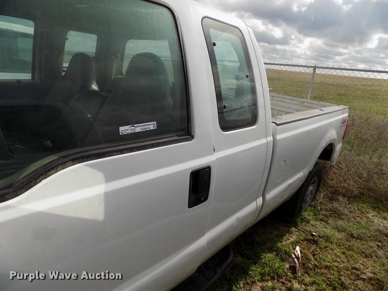 image for item FG9416 2008 Ford F250 Super Duty XL SuperCab pickup truck