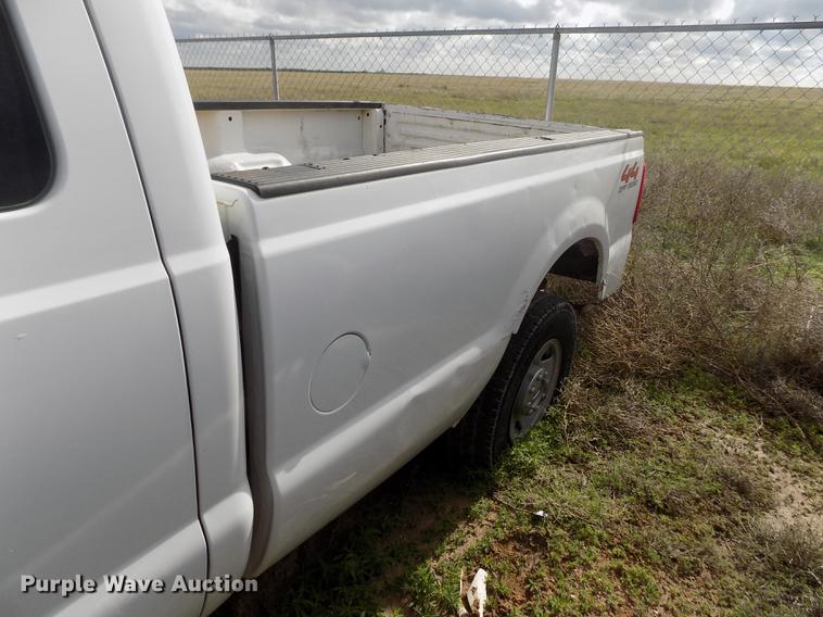 image for item FG9416 2008 Ford F250 Super Duty XL SuperCab pickup truck