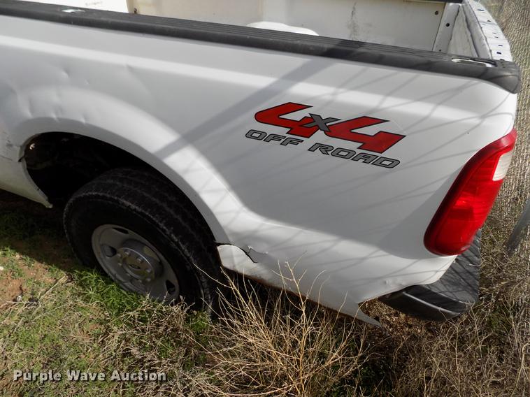 image for item FG9416 2008 Ford F250 Super Duty XL SuperCab pickup truck