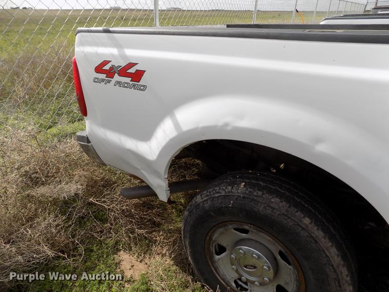 image for item FG9416 2008 Ford F250 Super Duty XL SuperCab pickup truck