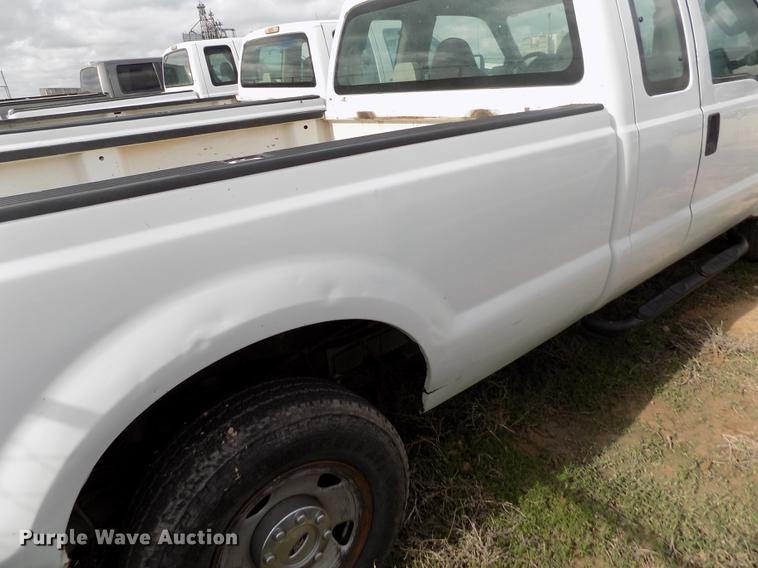 image for item FG9416 2008 Ford F250 Super Duty XL SuperCab pickup truck