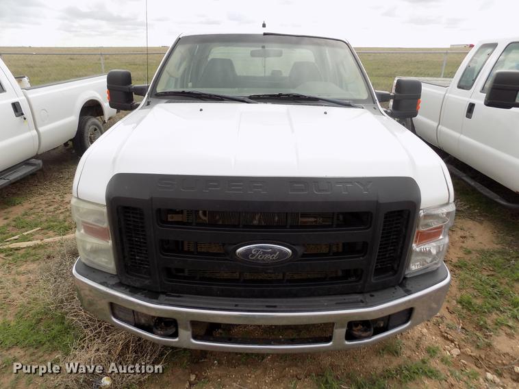 image for item FG9417 2008 Ford F250 Super Duty XL Crew Cab pickup truck