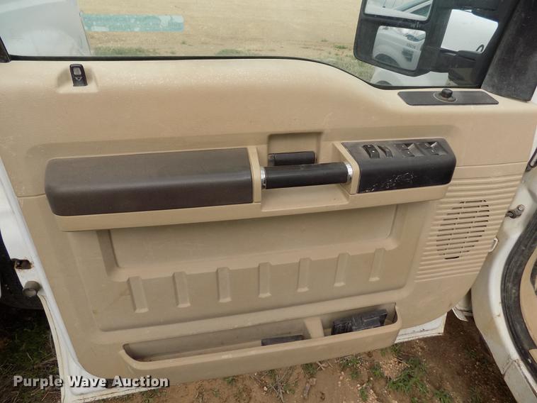 image for item FG9417 2008 Ford F250 Super Duty XL Crew Cab pickup truck