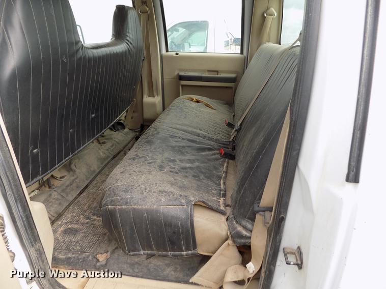 image for item FG9417 2008 Ford F250 Super Duty XL Crew Cab pickup truck