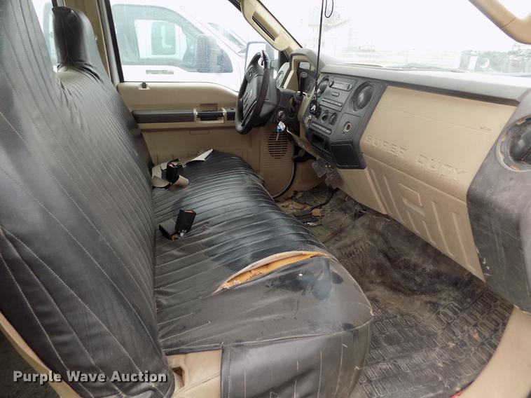 image for item FG9417 2008 Ford F250 Super Duty XL Crew Cab pickup truck