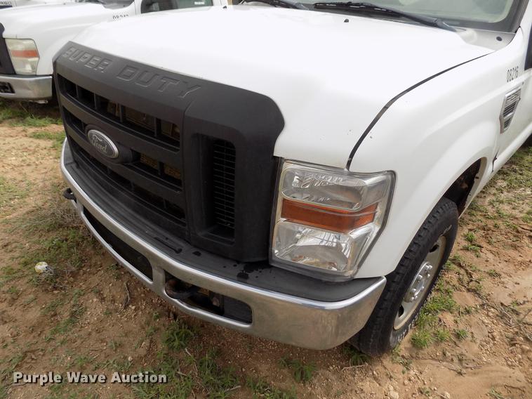 image for item FG9417 2008 Ford F250 Super Duty XL Crew Cab pickup truck