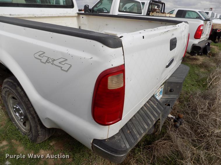 image for item FG9417 2008 Ford F250 Super Duty XL Crew Cab pickup truck