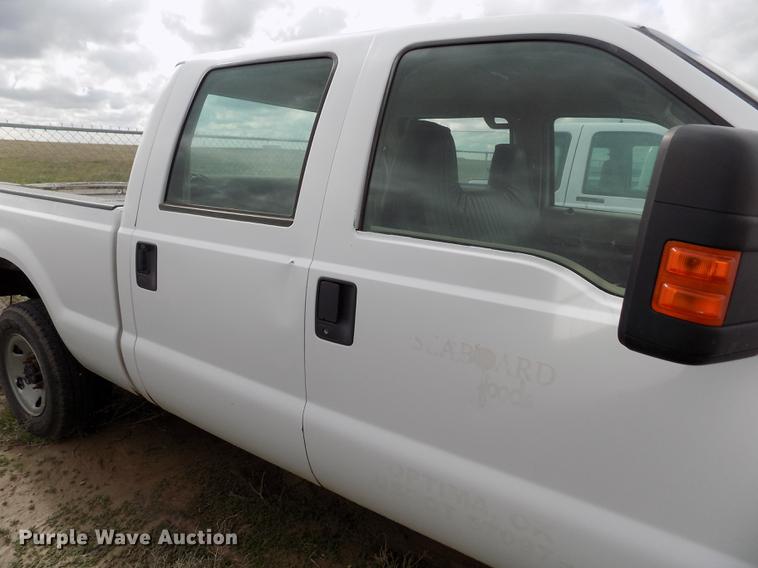 image for item FG9417 2008 Ford F250 Super Duty XL Crew Cab pickup truck