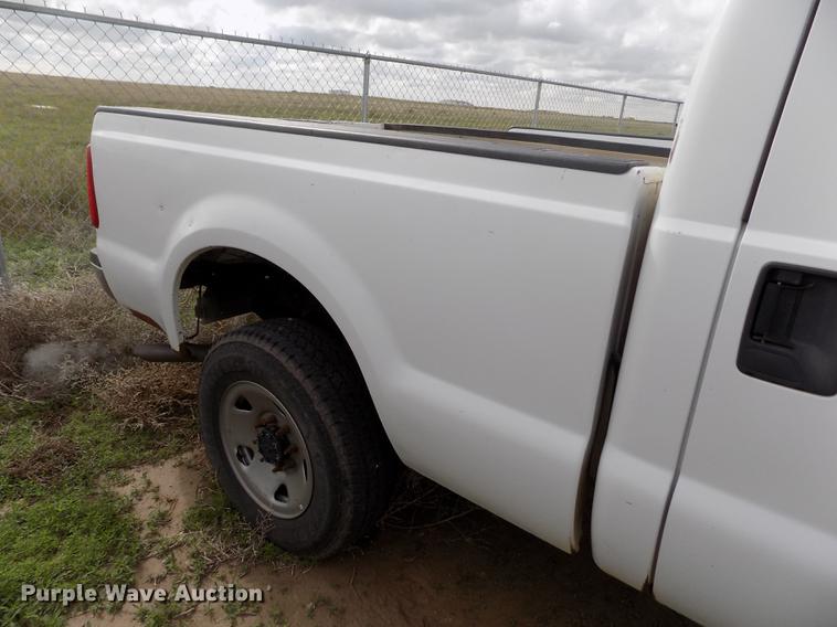 image for item FG9417 2008 Ford F250 Super Duty XL Crew Cab pickup truck