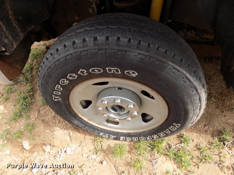 image for item FG9417 2008 Ford F250 Super Duty XL Crew Cab pickup truck