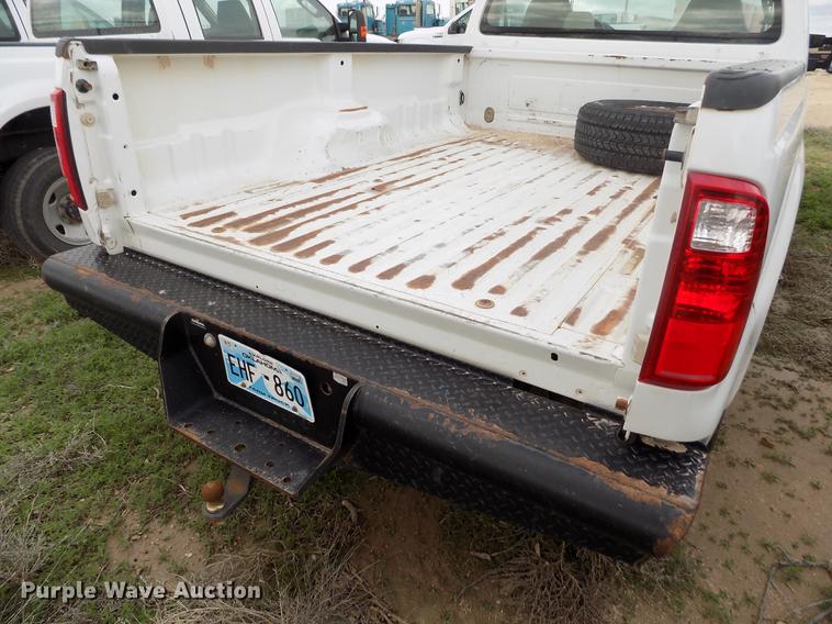 image for item FG9418 2008 Ford F250 Super Duty XL pickup truck