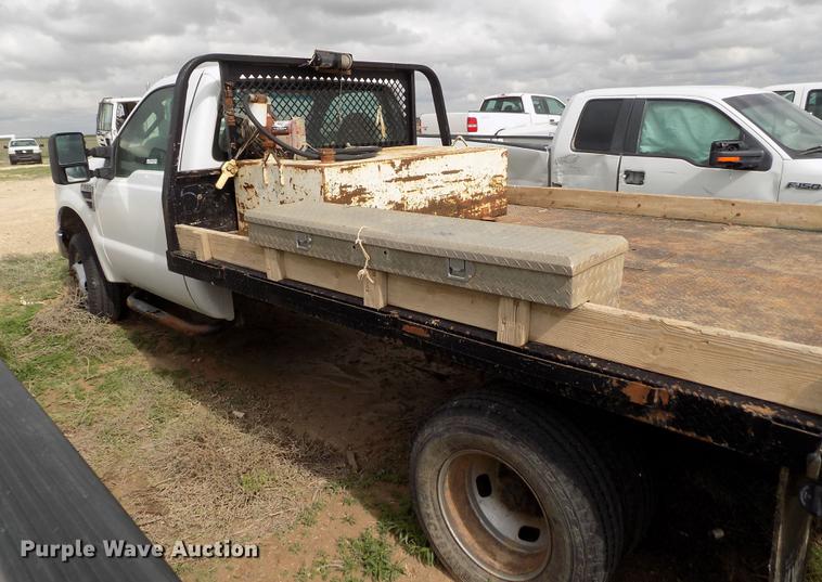 image for item FG9419 2009 Ford F350 Super Duty XL flatbed pickup truck