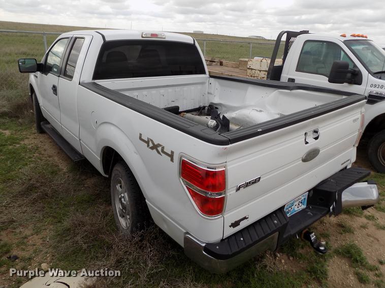 image for item FG9420 2011 Ford F150 XLT SuperCab pickup truck