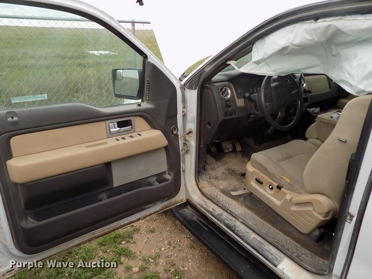 image for item FG9420 2011 Ford F150 XLT SuperCab pickup truck