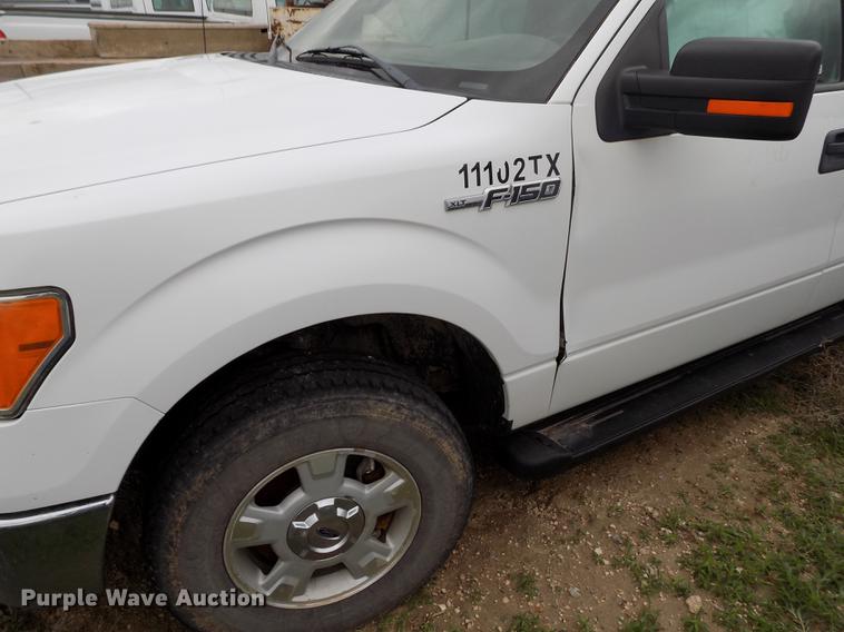image for item FG9420 2011 Ford F150 XLT SuperCab pickup truck