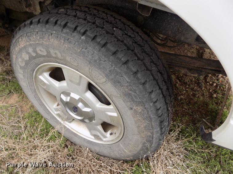 image for item FG9420 2011 Ford F150 XLT SuperCab pickup truck