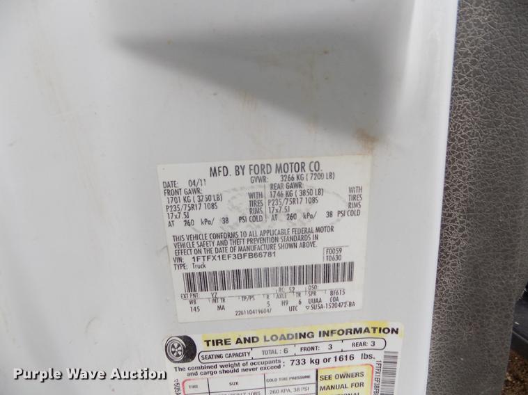 image for item FG9420 2011 Ford F150 XLT SuperCab pickup truck