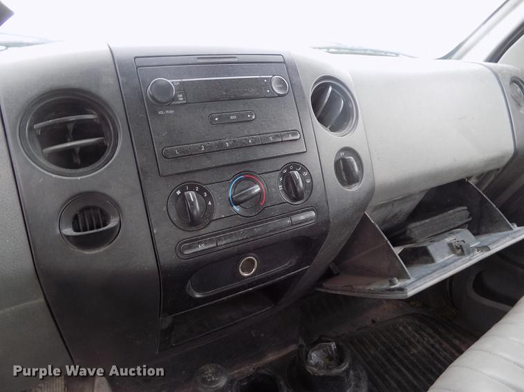 image for item FG9421 2008 Ford F150 XL SuperCab pickup truck